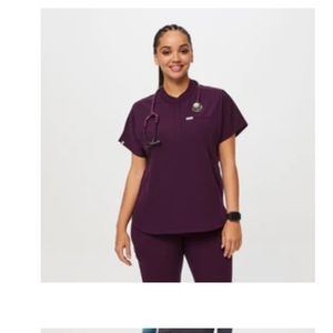Figs Montex scrub top in deep purple